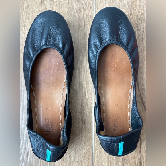 Tieks Matte Black Ballet Flats - Size 8 - Picture 1 of 4